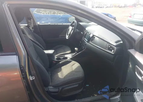 2018 Kia Niro Lx z USA, uszkodzony, nr VIN KNDCB3LC4J5138885